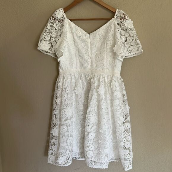 NWT French Connection Celilla Cabello Floral Lace Dress Size 8 - Picture 9 of 9